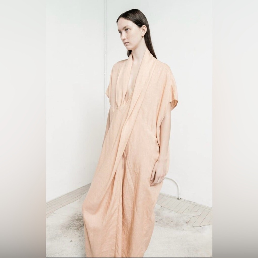 NWT Nicholas K- Malta Dress in Peach-Blush. Size S